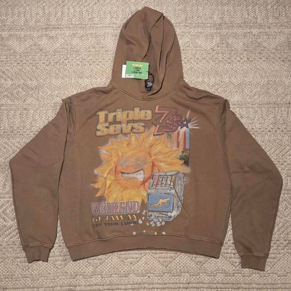 Triple Sevens Hoodie Brown Size S Graphic Streetwear Weekend Getaway